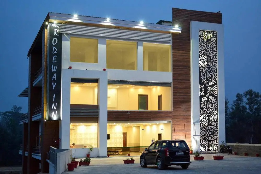 Hotel Kangra Rodeway Inn - Chambres