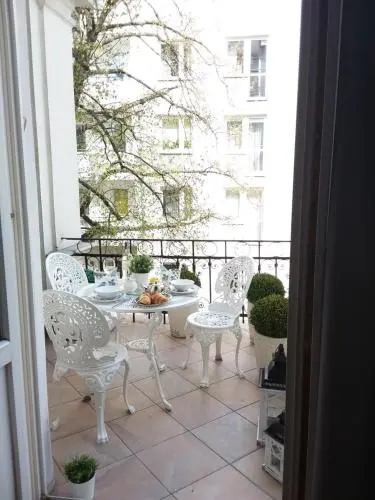 Balcony & Terrace