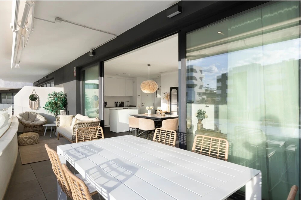 Premium Apartment With Terrace in Higuer n