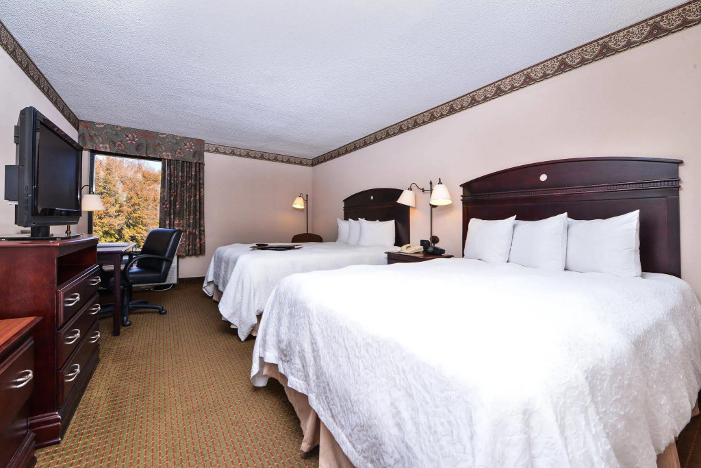 Hampton Inn Greensboro-Airport — фото 6