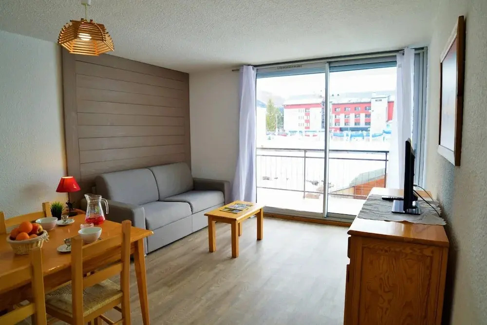 Voir la photo 1 — Charming Stay With Balcony