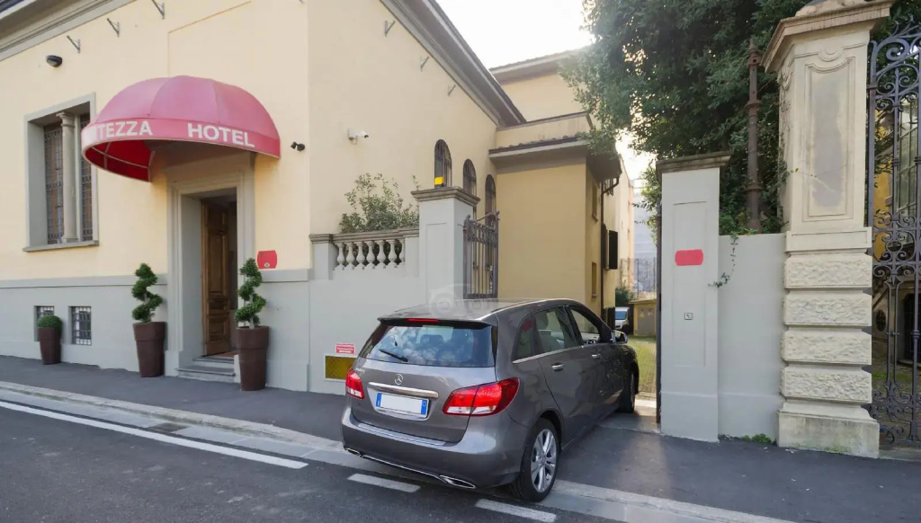 Hotel photo 16