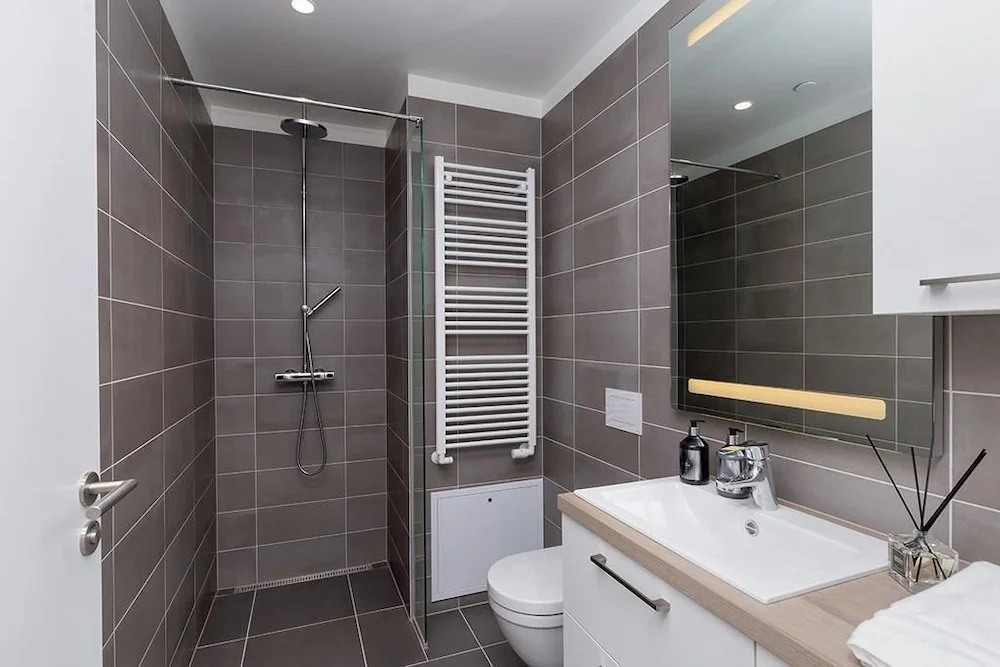Salka Suites — 5