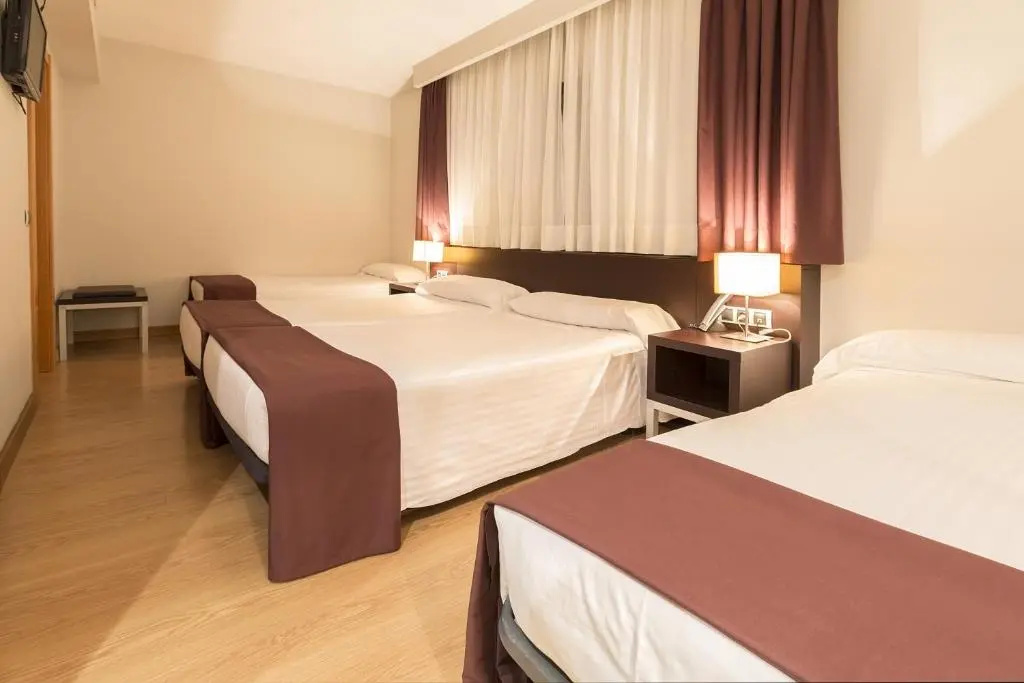 Hotel Plazaola - Chambres