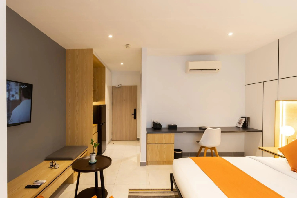 CDX Residence — 3