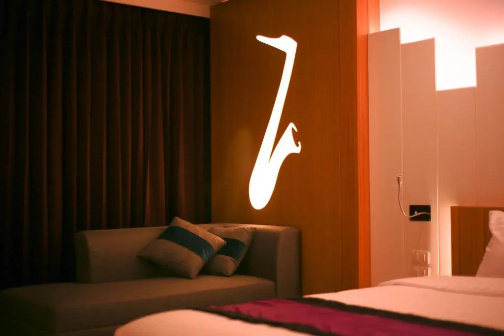 The Whisper Hotel — фото