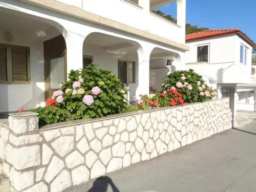 Guesthouse Lopar (824)