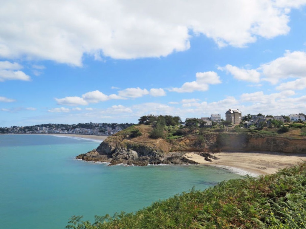 Beach & Waterfront