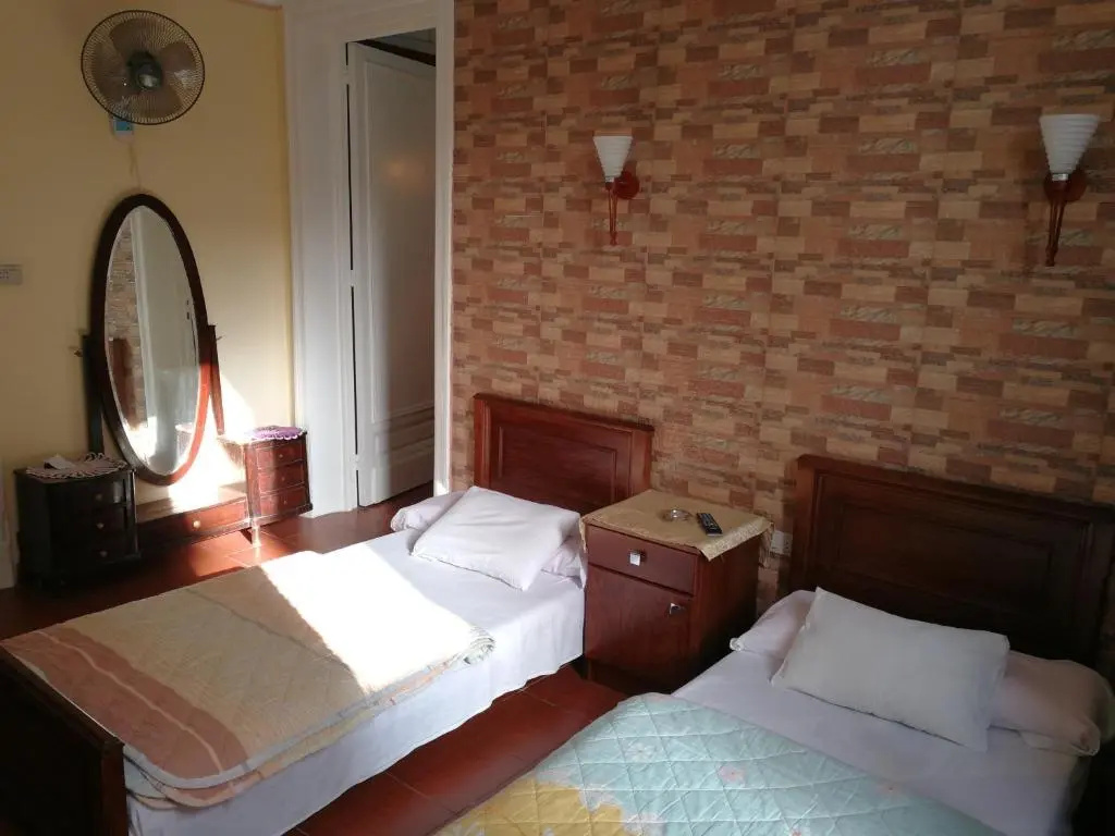 Standard Double room (full double bed)