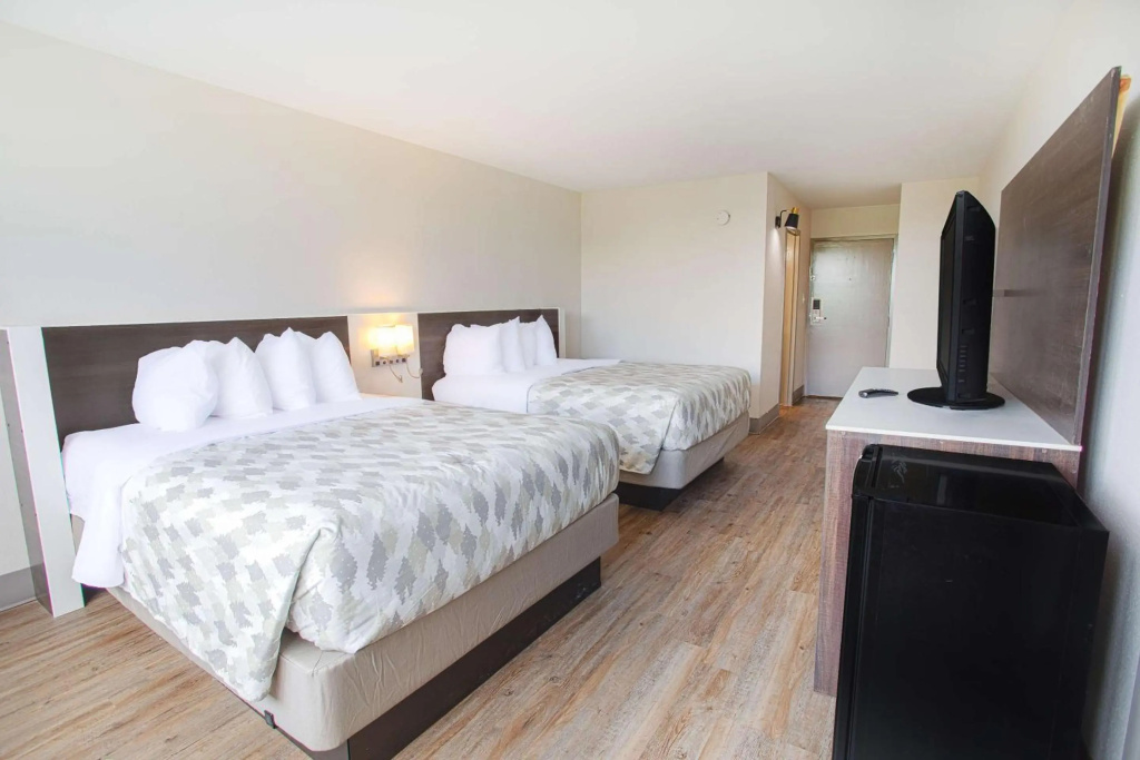 Americas Best Value Inn Winston-Salem, NC — 4