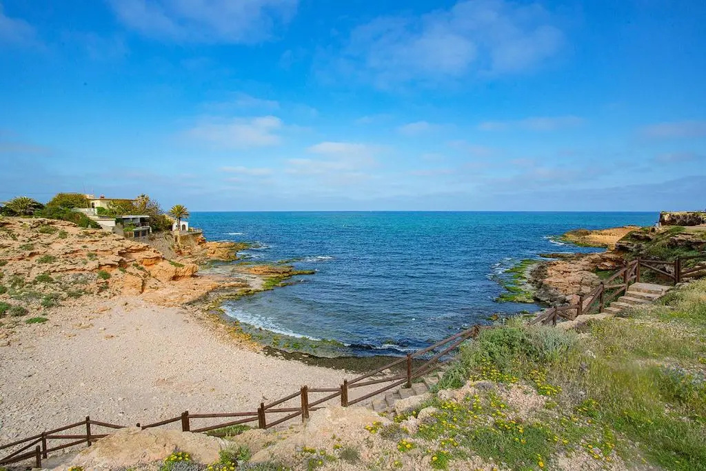 Beach & Waterfront