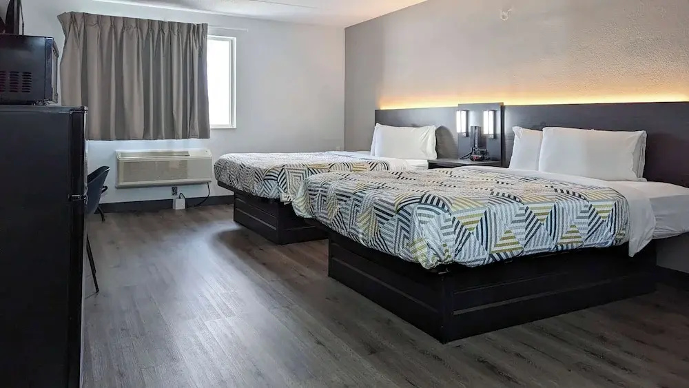 Deluxe Quadruple room