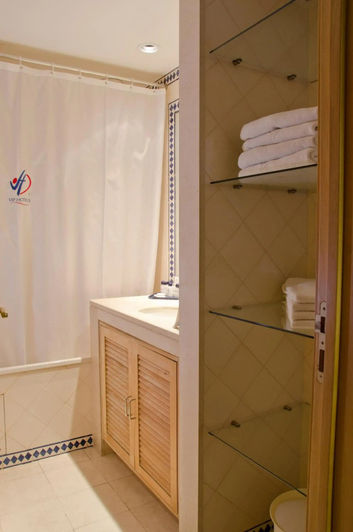 VIP Executive Eden Aparthotel - Général