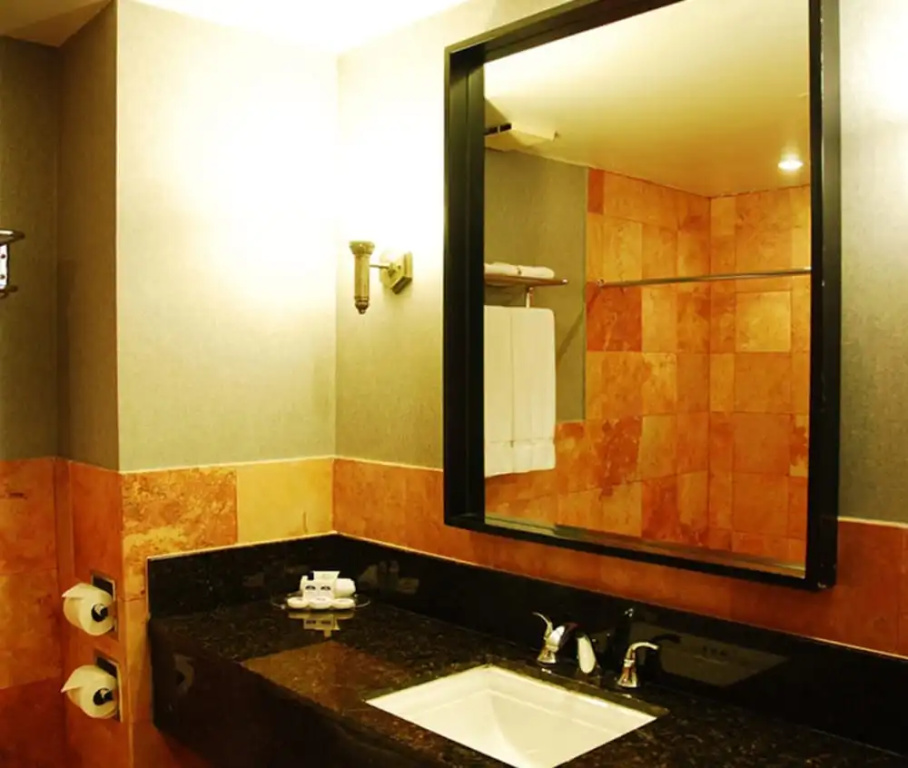 Royal Garden Reynosa - Chambres
