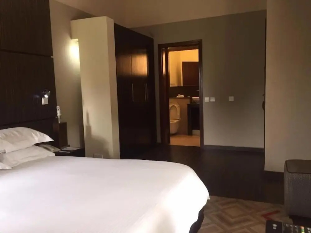 Economy room