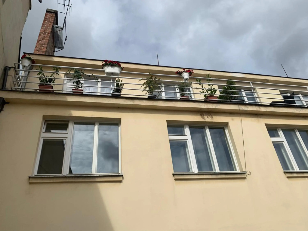 Apartment Anenská by Charles Bridge