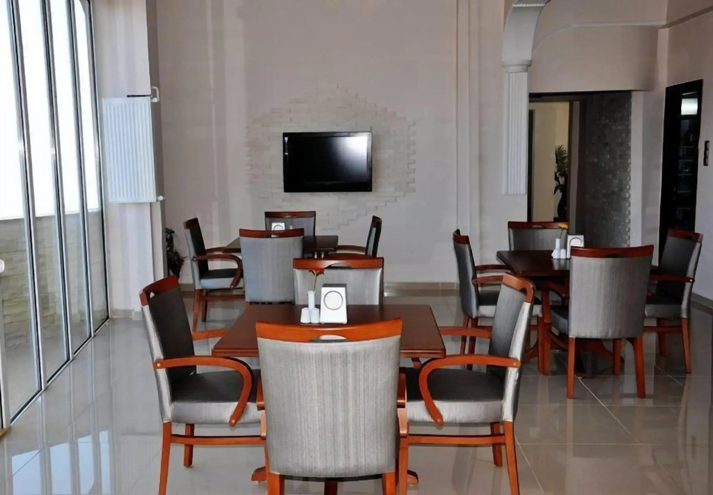 Hotel photo 8