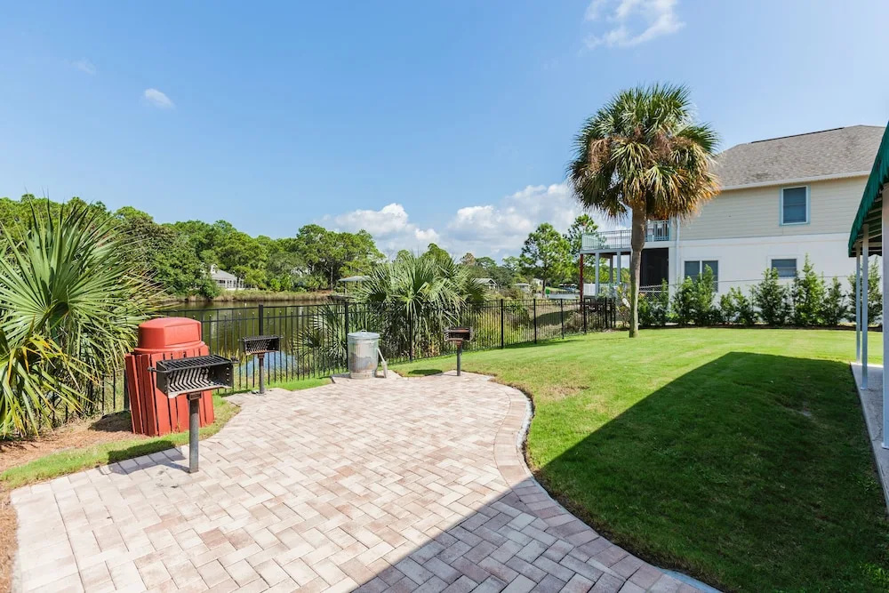 8730 Thomas Dr Condo Unit 1304A