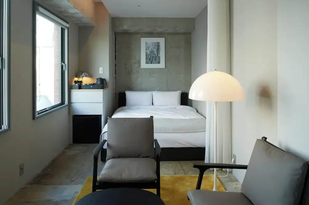 Comfort room