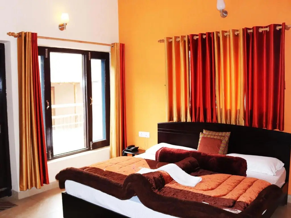 Superior Double room (full double bed)