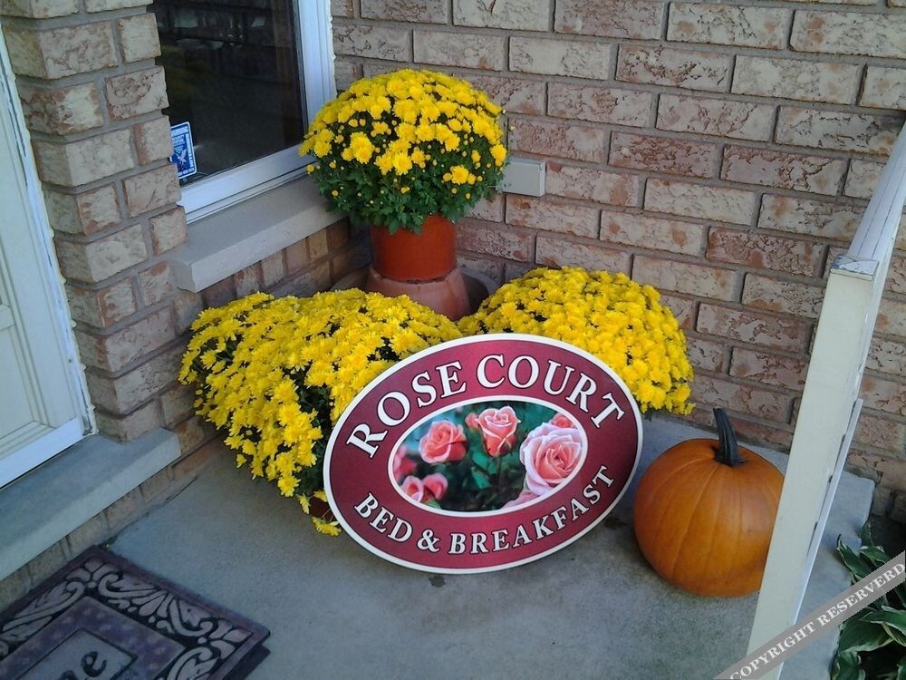 Rose Court Bed And Breakfast
