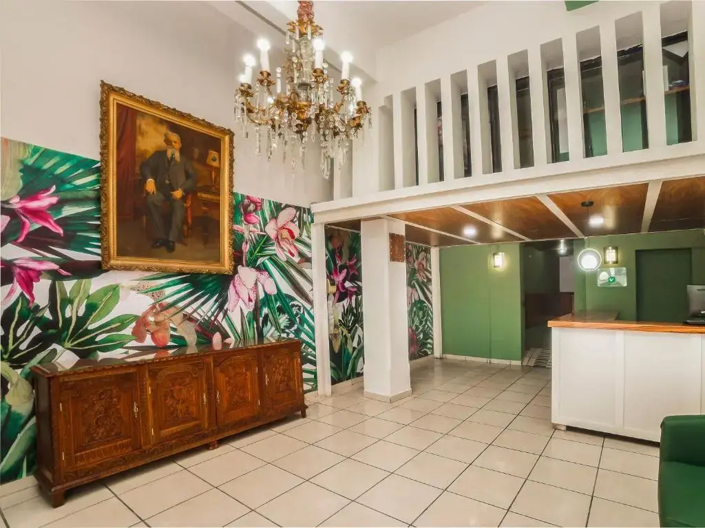 Hotel photo 2