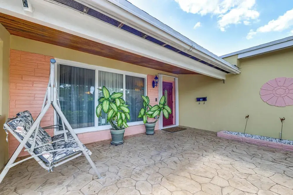 < 4 Mi to Hard Rock Stadium: Miramar Home w/ Bbq!