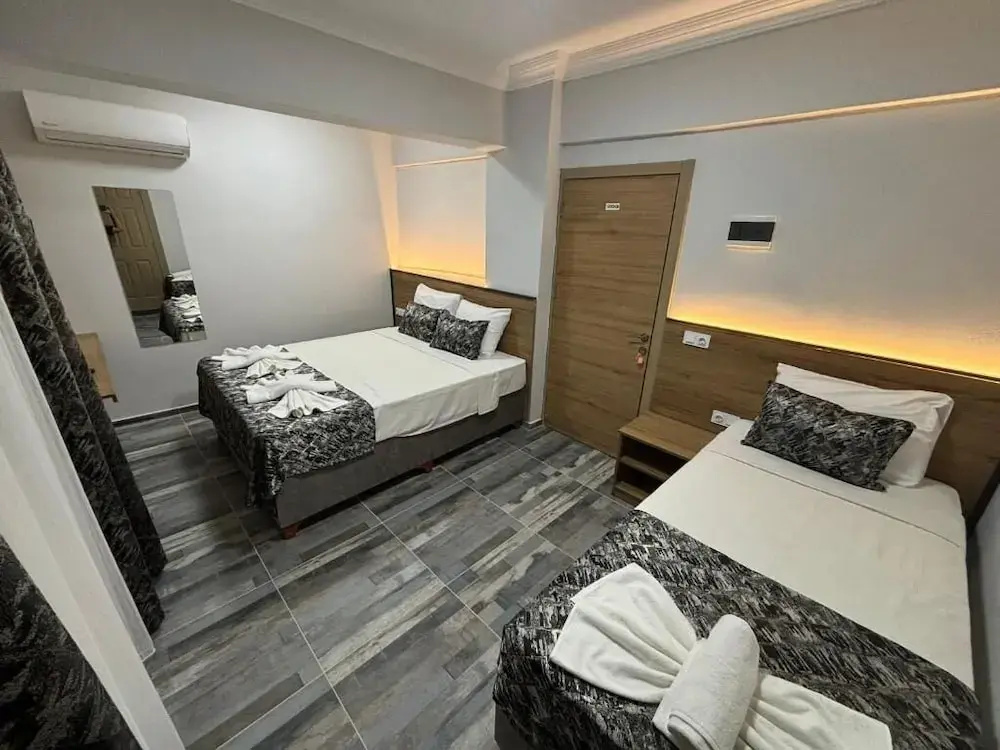 Hotel photo 2
