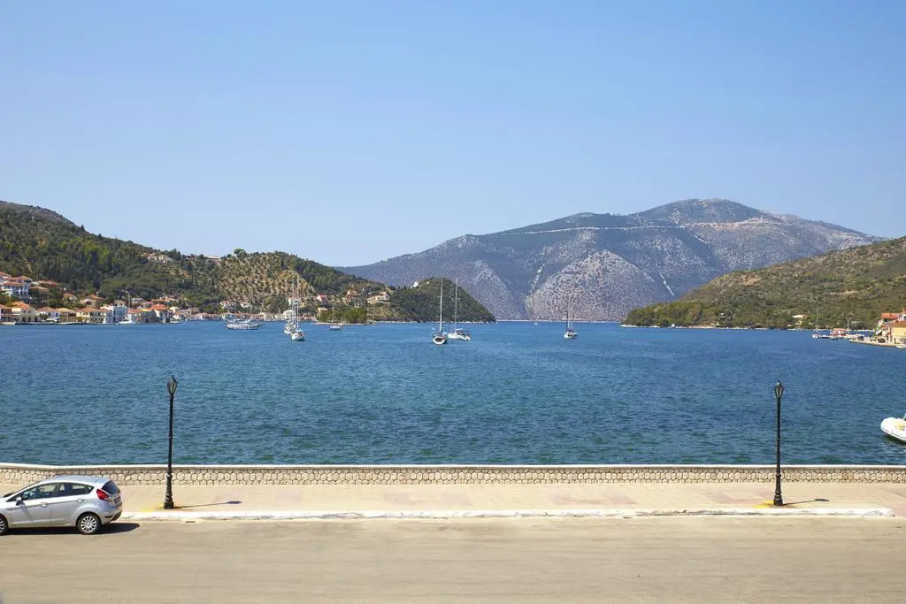 Beach & Waterfront