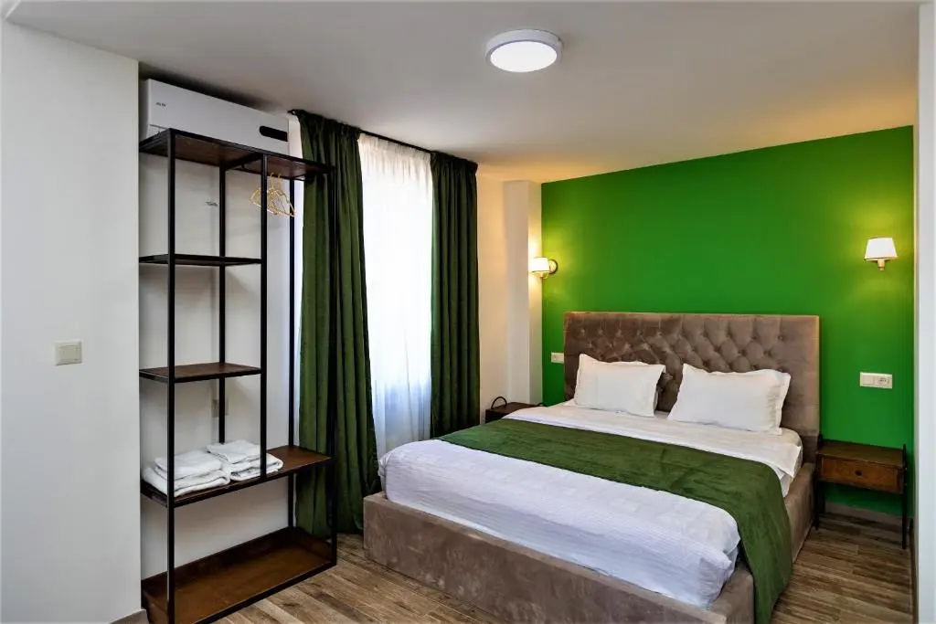 Deluxe Double room with balcony (full double bed)