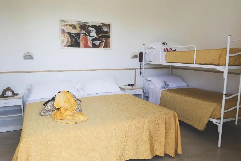 Economy Quadruple room