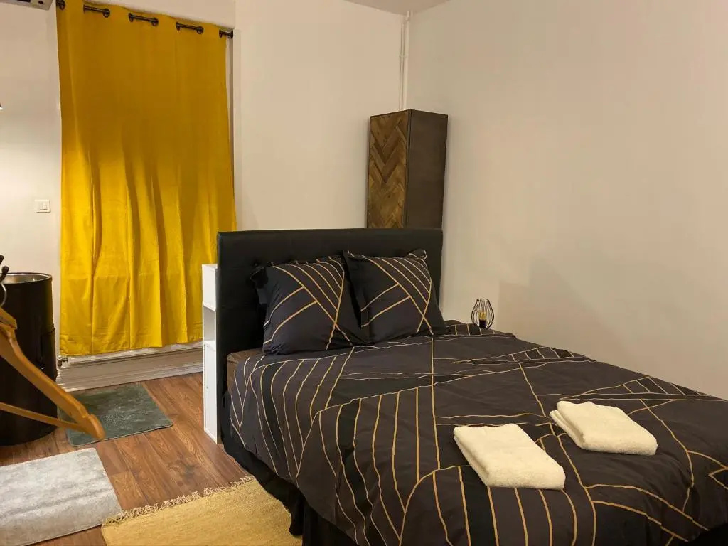 Standard Double room (full double bed)