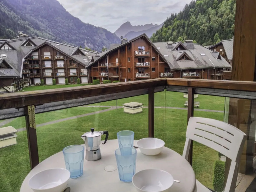 Balcony & Terrace