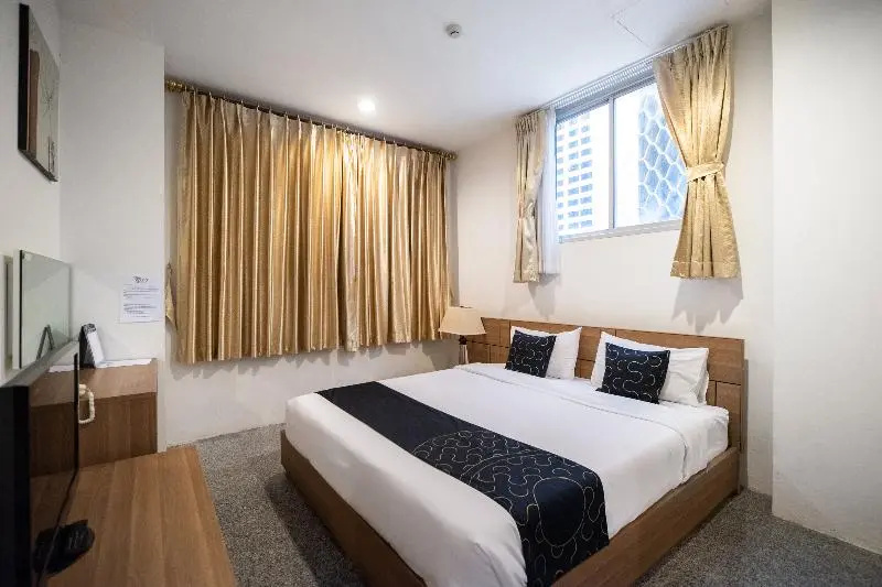 Double room (full double bed)
