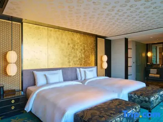 Grand Double room with city view (twin beds)