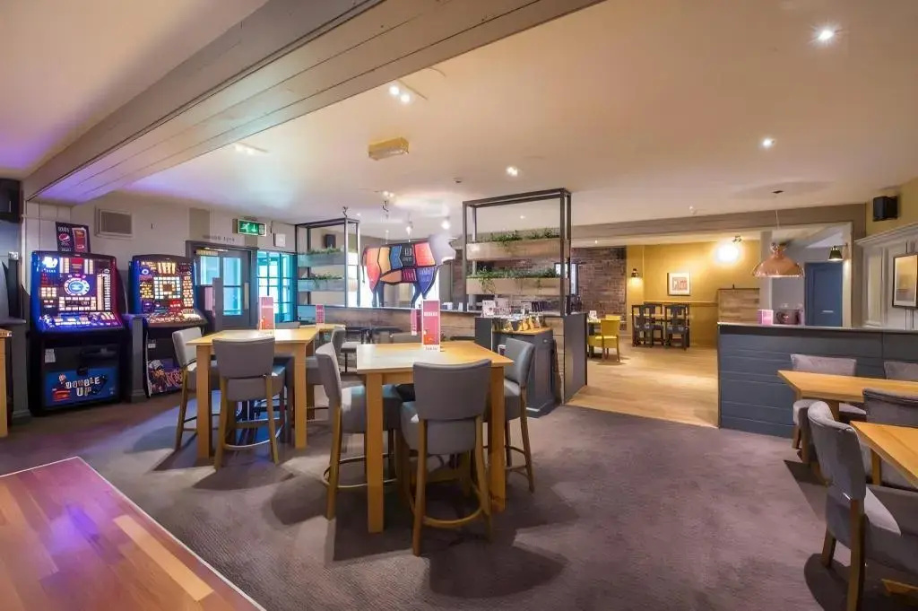Premier Inn Newport Wales - M4 J24 - Général