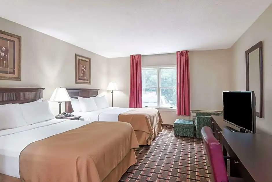 Quadruple Suite