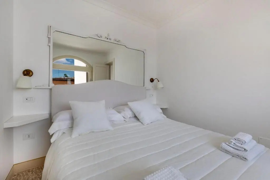 Superior Double room (full double bed)