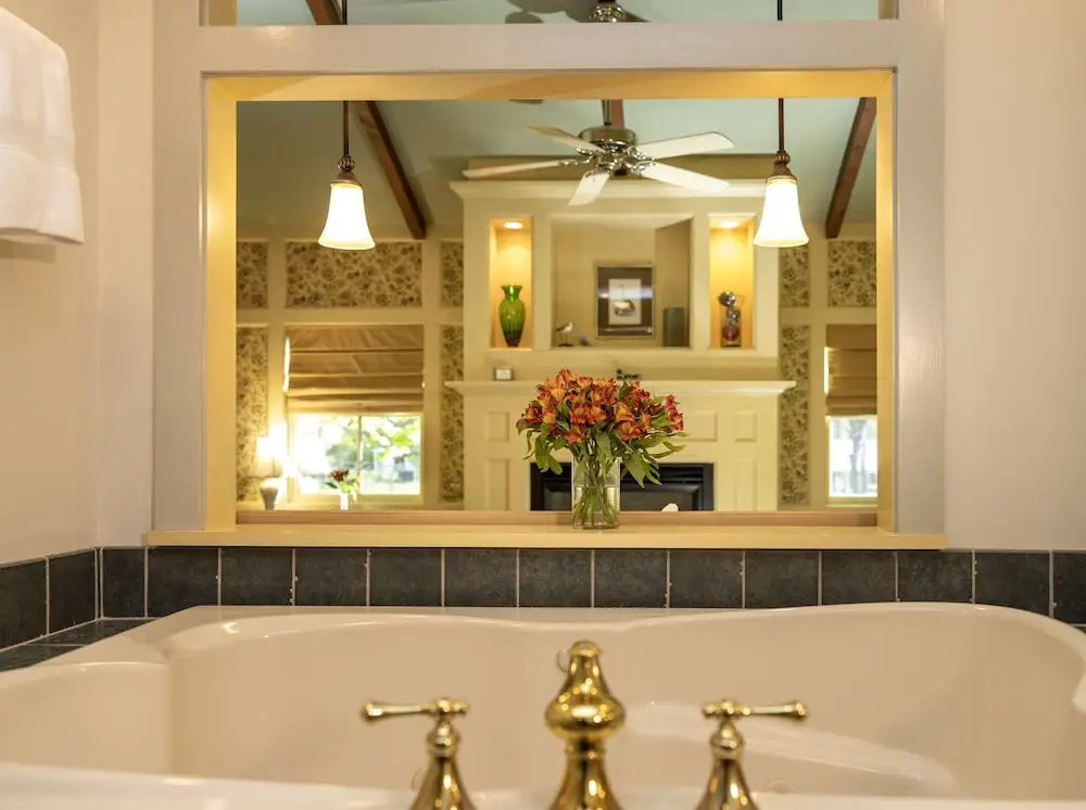 Luxury Double Cottage with garden view (full double bed)