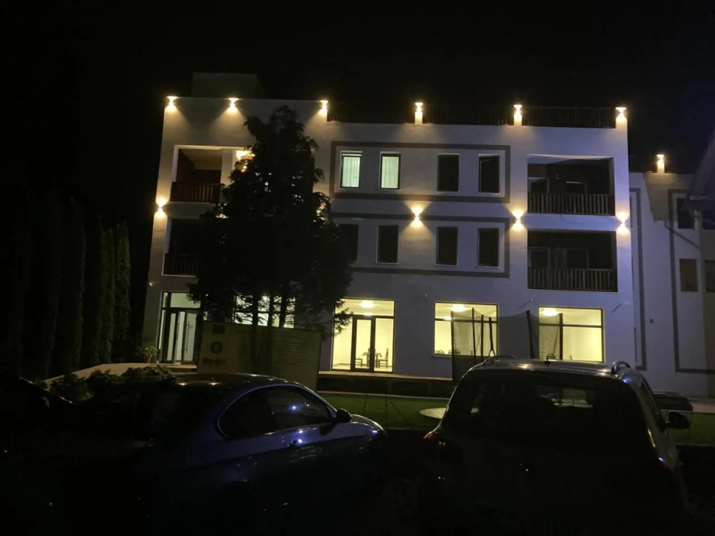 Sim House