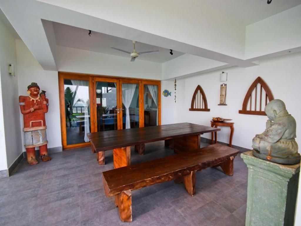 Footprints Villa