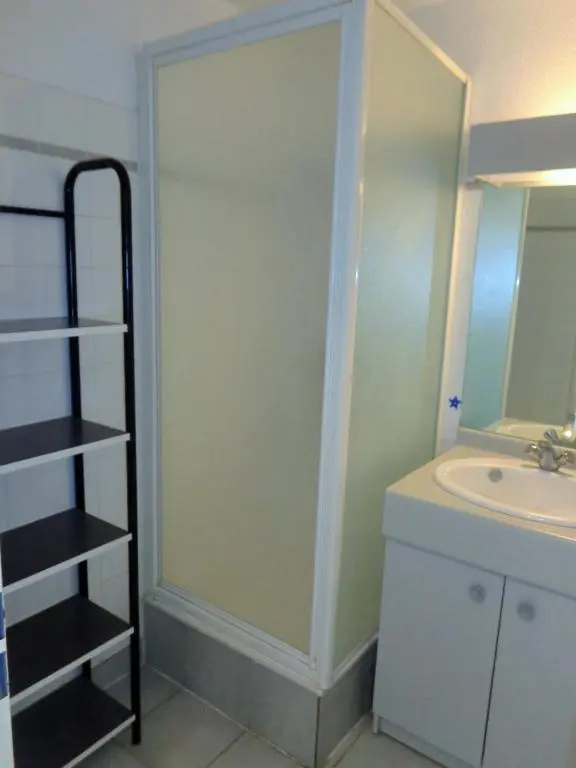 Voir la photo 1 — Spacieux Appt 2 Chambres Quartier Des Plages
