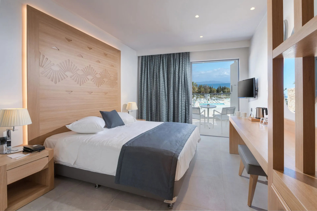 Standard Double room with sea view (twin beds)