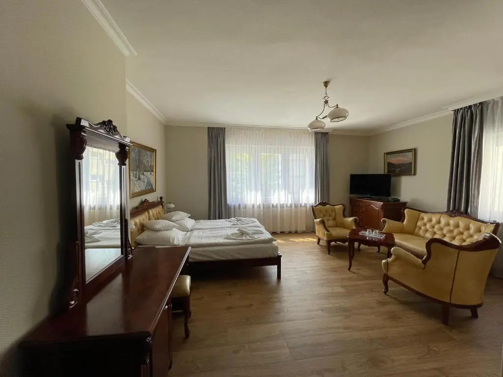 Comfort room