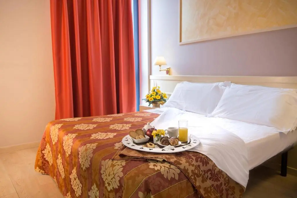 Euro Hotel - Général