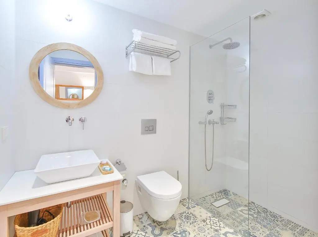 Economy Double Basement room (full double bed)
