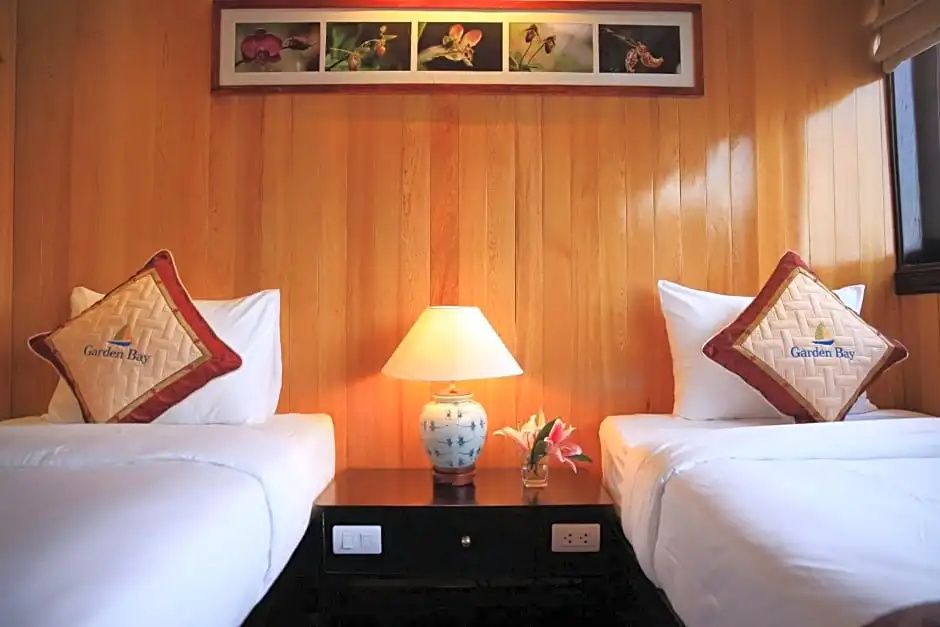 Garden Bay Luxury Cruise - Chambres