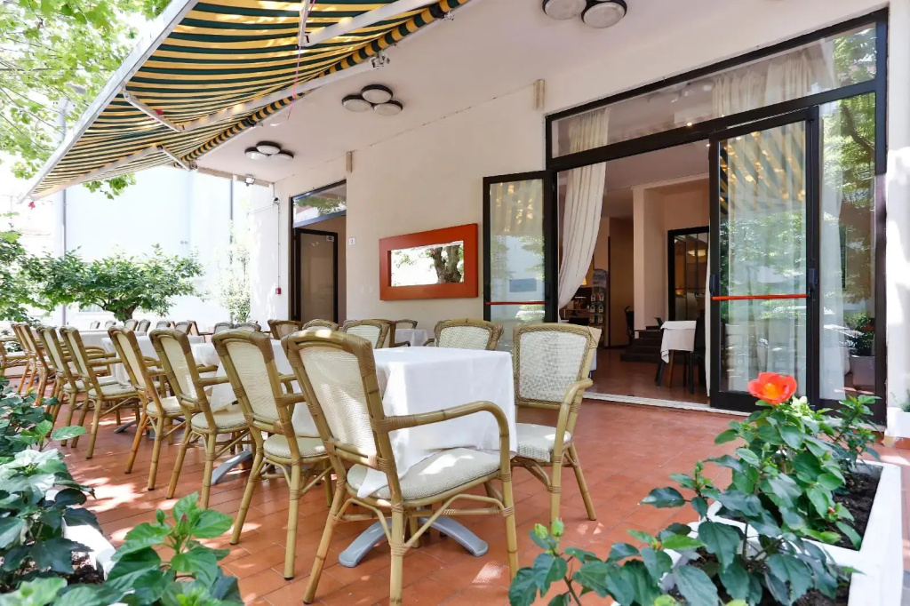 Hotel photo 15