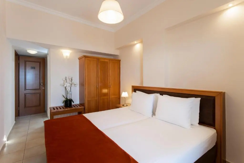 Pantheon City Hotel - Chambres