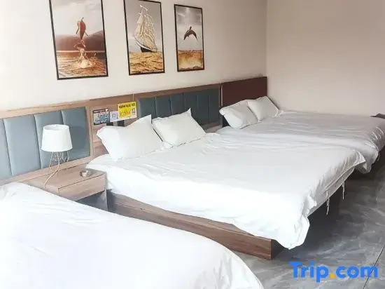 Bed in Dorm (male dorm)